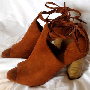 BC Born in California Suede Lace-up Strappy Ankle Open Toe - Rust - Size 9.5